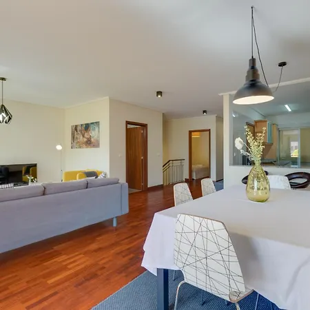 Duplex- Center And Sea View *